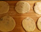 A picture of step 23 of Potato stuffed Puff Pastry ☺.
