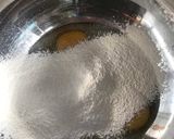 Foto langkah ke 2 dari resep Bolu gulung nanas.