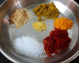 A picture of step 5 of Masala Paneer Pakoda.