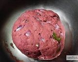 A picture of step 2 of Fruit and vegetable paratha recipe.