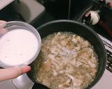 Hình bước làm 2 của món Súp nấm cá ngừ