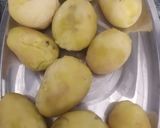 A picture of step 1 of Potato toast.