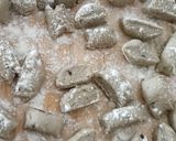 Foto del passaggio 8 della ricetta GNOCCHI DI MELANZANA COTTI NEL SUGO DI POMODORO E BASILICO 😋🍆