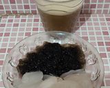 Foto langkah ke 1 dari resep Es Cappucino Jelly Cincau Kolang Kaling.