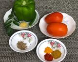 A picture of step 3 of Capsicum Tomato Rice.