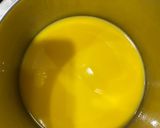 Hình bước làm 1 của món Bánh bông lan castella chà bông sốt dầu trứng