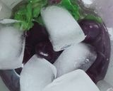 A picture of step 1 of 🍇🍇 Black grapes juice.