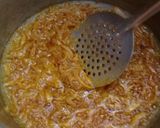 A picture of step 3 of Arvi Gosht ka salan.