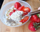 Une image de l'étape 2 de Crème de chia aux fraises 🍓.