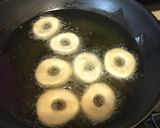 A picture of step 3 of Eggless doughnuts.