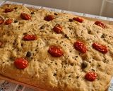 Pas rețetă Focaccia cu măsline verzi și roșii cherry 6 fotografie