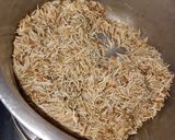 A picture of step 1 of Pottay wali sawayain.