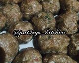 Foto langkah ke 1 dari resep Bola2 daging saus asam manis.