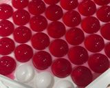 Gambar langkah 8 resipi Jelly Ball.