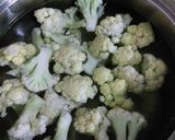 Foto langkah ke 2 dari resep Sop Bakso Rambutan.
