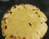 A picture of step 7 of Makki ki parathi.