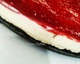 Foto langkah ke 9 dari resep Strowberry Oreo Cheesecake (No Bake).