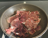 Foto del paso 1 de la receta: Brevas con jamón ibérico crujiente y otras cosas