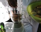 A picture of step 5 of Mole Estofado.