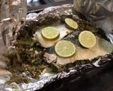 Une image de l'étape 9 de Filets de sandre au céleri branche, ail fumé, algues, citron vert et bouillon de gambas.