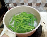 Foto langkah ke 1 dari resep Tumis Buncis Bawang Putih.