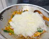 Foto langkah ke 3 dari resep Bihun Goreng.
