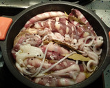 Foto del paso 5 de la receta: Calamares y chocos al rosado y arroz con cilantro y langostinos