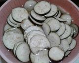 Foto langkah ke 1 dari resep Terong crispy berempah 🍆.