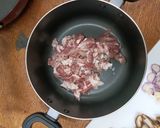 Hình bước làm 1 của món Thịt nạc đùi lợn nấu với nấm hương