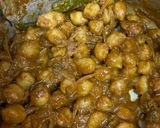 A picture of step 12 of Chole Bhature.