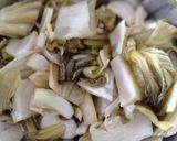 Hình bước làm 2 của món Canh dưa chua chả cá basa viên