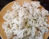A picture of step 1 of Cauliflower fry without potato, no garlic no onion.