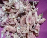 Foto langkah ke 1 dari resep Tumis cumi asin.