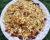 A picture of step 5 of Trail dryfruits poha chivda namkeen.