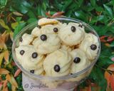 Foto langkah ke 8 dari resep Semprit Susu Renyah 3 Bahan #BikinRamadhanBerkesan #KueKering.