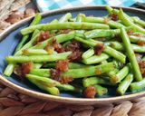 Foto langkah ke 6 dari resep Tumis buncis ebi.