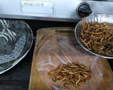 A picture of step 12 of Spicy Udon Noodles Spring Rolls (with Rice Paper).