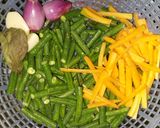 Foto langkah ke 1 dari resep Tumis Kacang Panjang Wortel.