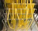 A picture of step 3 of Pasta carbonara.
