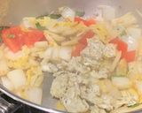 Foto langkah ke 6 dari resep Stir Fry Napa Cabbage with Scrambled Eggs.