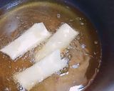 A picture of step 6 of Chicken vegetable spring rolls.