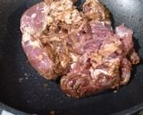 Foto langkah ke 2 dari resep Lapis Daging 2022.