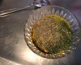 Une image de l'étape 4 de Marinade à la moutarde croquante,curcuma,citron et persil.