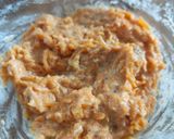 Foto del passaggio 2 della ricetta Frittelle di zucca con erbe aromatiche