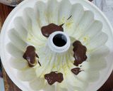 Foto langkah ke 5 dari resep Bolu Marmer Jadul.