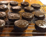 Foto del paso 7 de la receta: Únicos en su estilo, alfajores tipo Havana caseros