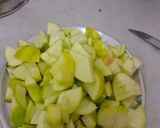 A picture of step 1 of Lauki ki sabzi bottle gourd.