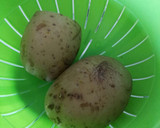 Foto del paso 1 de la receta: Ensalada de patata, calabacín, bimi y brevas