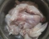 Foto langkah ke 2 dari resep Ayam goreng saos mentega.