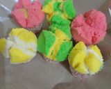 Foto langkah ke 4 dari resep Bolu kukus anti gagal.